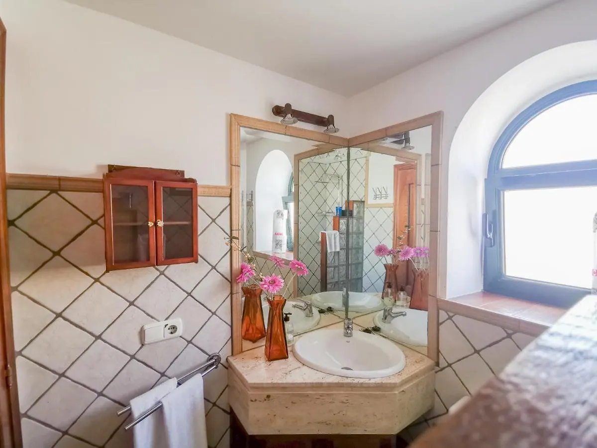 Paradise Villa Κοραλέχο